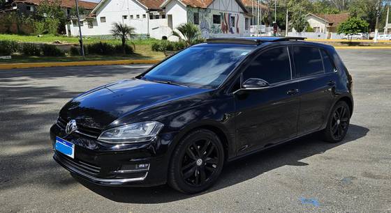 VOLKSWAGEN GOLF 1.4 TSI HIGHLINE 16V GASOLINA 4P AUTOMÁTICO VOLKSWAGEN GOLF 1.4 TSI HIGHLINE 16V GASOLINA 4P AUTOMÁTICO